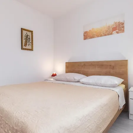 Barica Apartment *