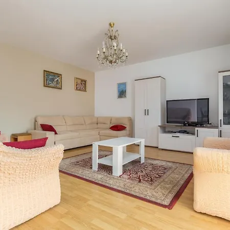 Apartment Barica *